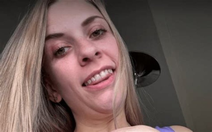 AliceRoseBlum OnlyFans: A Deep Dive Into Her Content, Journey, and Success