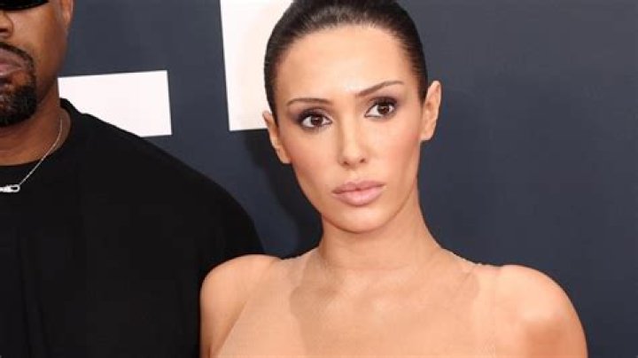 Bianca Censori Boobs Real or Fake: The Truth Behind the Headlines