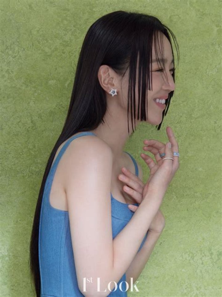Extraordinary Shin Hye-Sun In 'She Was Pretty'