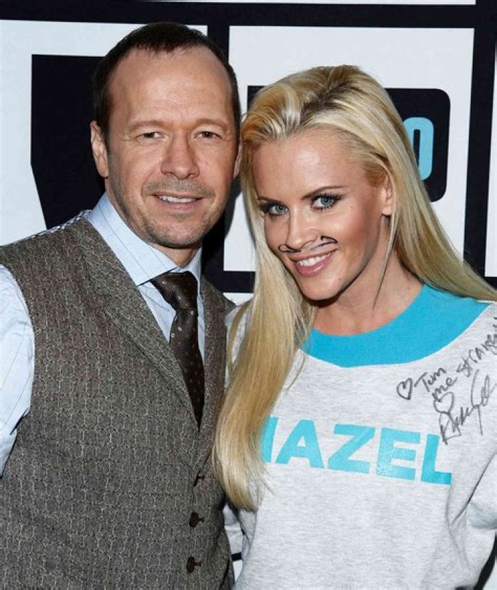 Is Jenny McCarthy On The Brink Of Divorce From Donnie Wahlberg?
