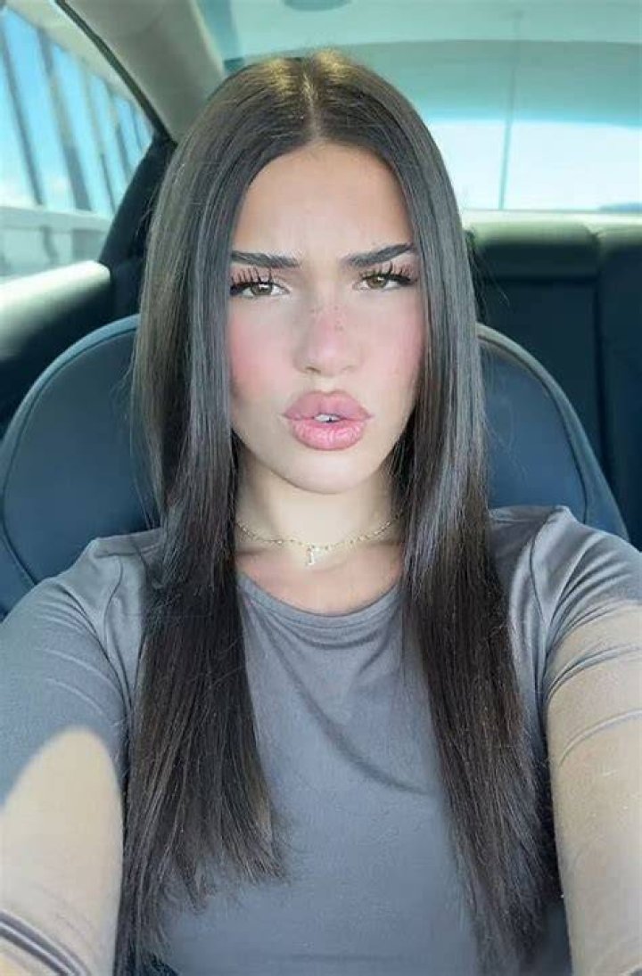 Leah Halton Fake Nudes: The Truth Behind the Controversy and What You Need to Know
