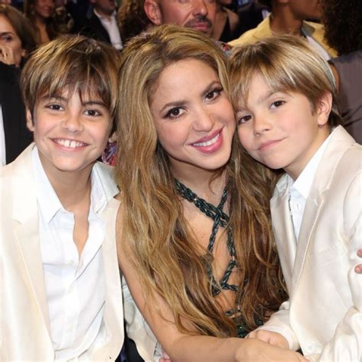Shakira Siblings: Exploring the Family Behind the Queen of Latin Pop