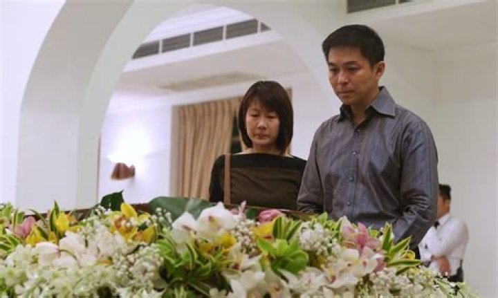 Tan Chuan Jin's Wife: Meet The Woman Behind The Man