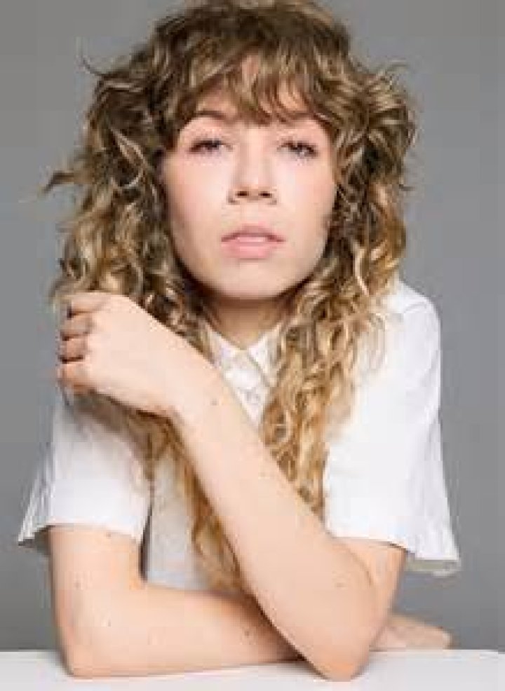 The Ultimate Guide To Jennette McCurdy's Kissing Scenes